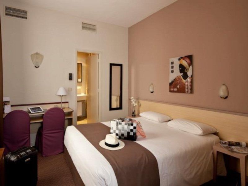Hotel Le Bristol Avignon Ngoại thất bức ảnh